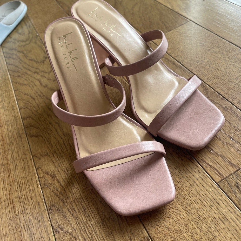 Nicole Miller New York heels